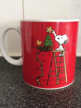 New Peanuts Snoopy Woodstock 2022 Christmas Holiday Large Coffee Mug Red 20 oz